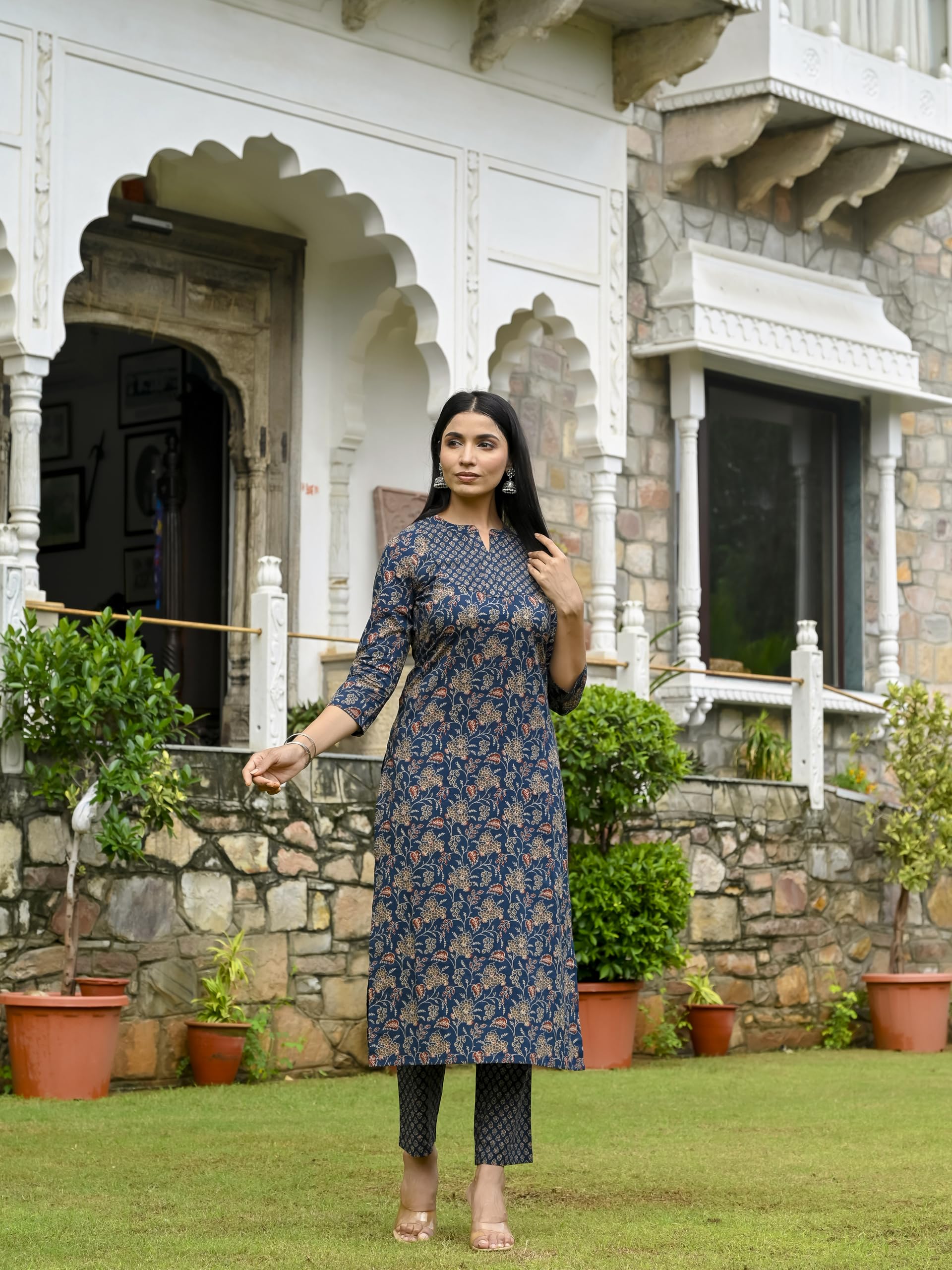 ANNI DESIGNER Women s Printed Rayon Blend Kurta and Pants, Blue, 44