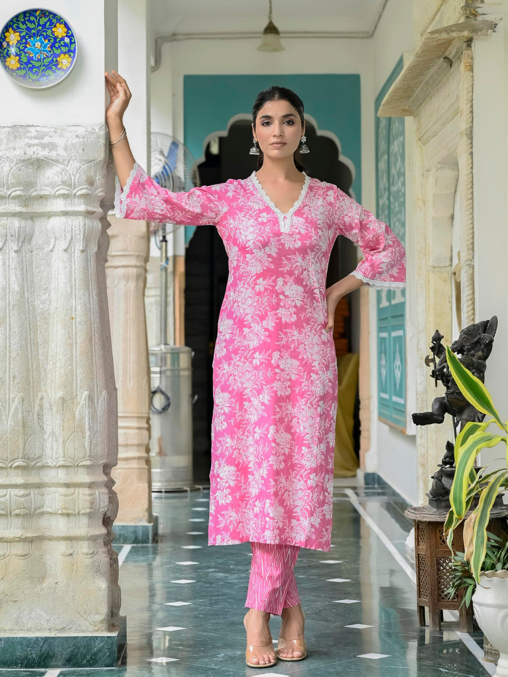ANNI DESIGNER Women s Printed Rayon Kurta with Pants, Pink, 2XL