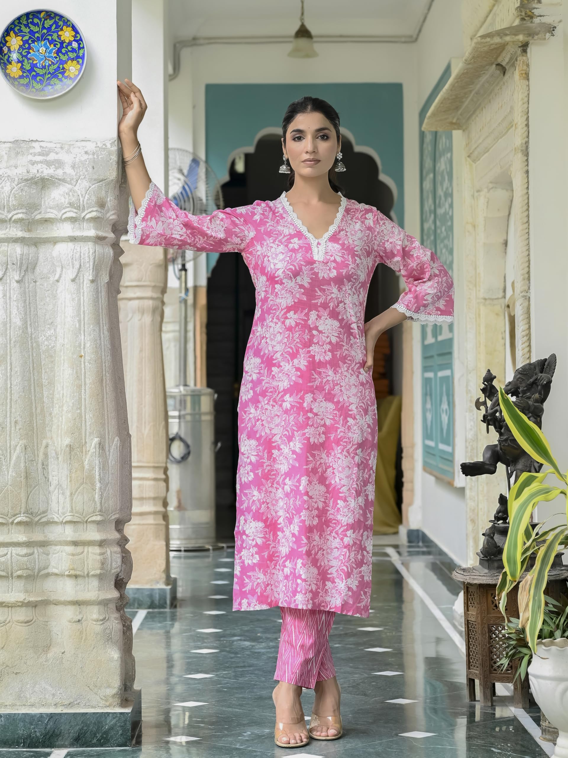 ANNI DESIGNER Women s Printed Rayon Kurta with Pants, Pink, M