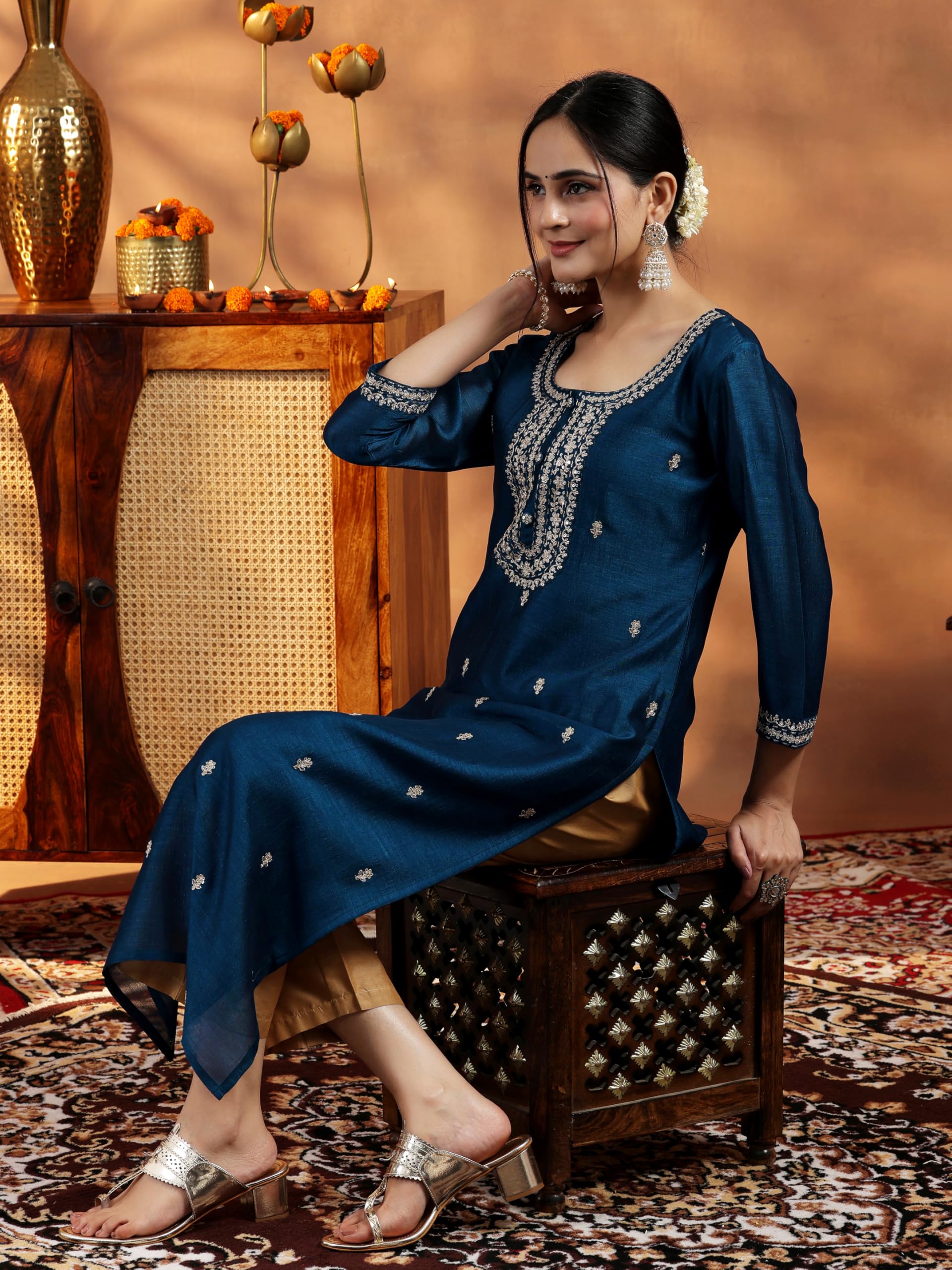 Libas WomenS Silk Embroidered Straight Kurta (58139R_Teal