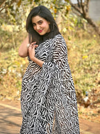 Shiv Textiles Womens Pure Georgette Saree With Blouse Piece