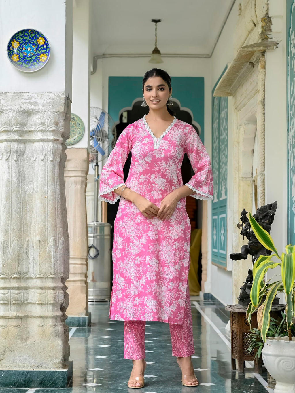 ANNI DESIGNER Women s Printed Rayon Kurta with Pants, Pink, 2XL