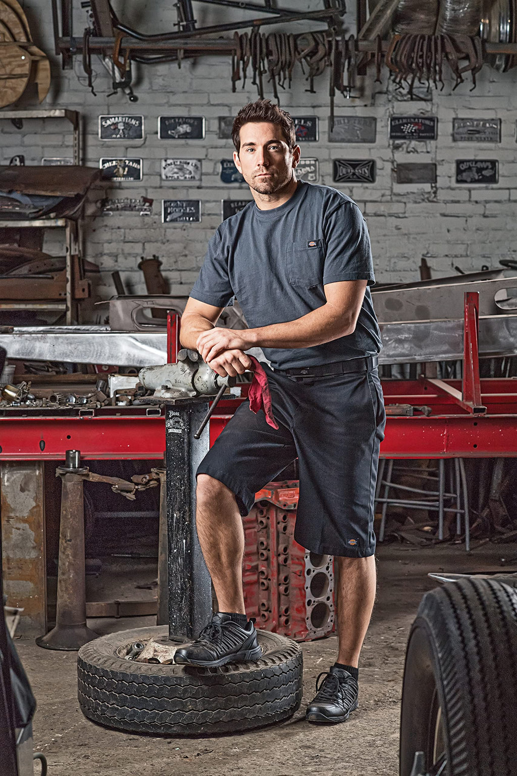 Dickies Men's Big & Tall 13 Inch Loose Fit Multi-Pocket Work Short, Silver Gray v1, 48