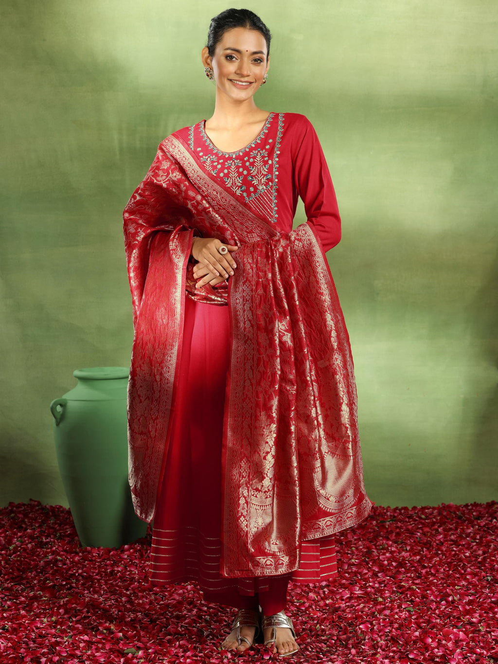 Libas WomenS Viscose Rayon Kurta Set (49419