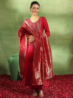 Libas WomenS Viscose Rayon Kurta Set (49419