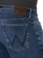 Wrangler Men's Free-to-Stretch Relaxed Fit Jean, Knox, 31W x 30L