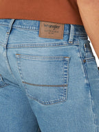 Wrangler Authentics Men's Slim Fit Straight Leg Jean, Beckett, 34W x 32L