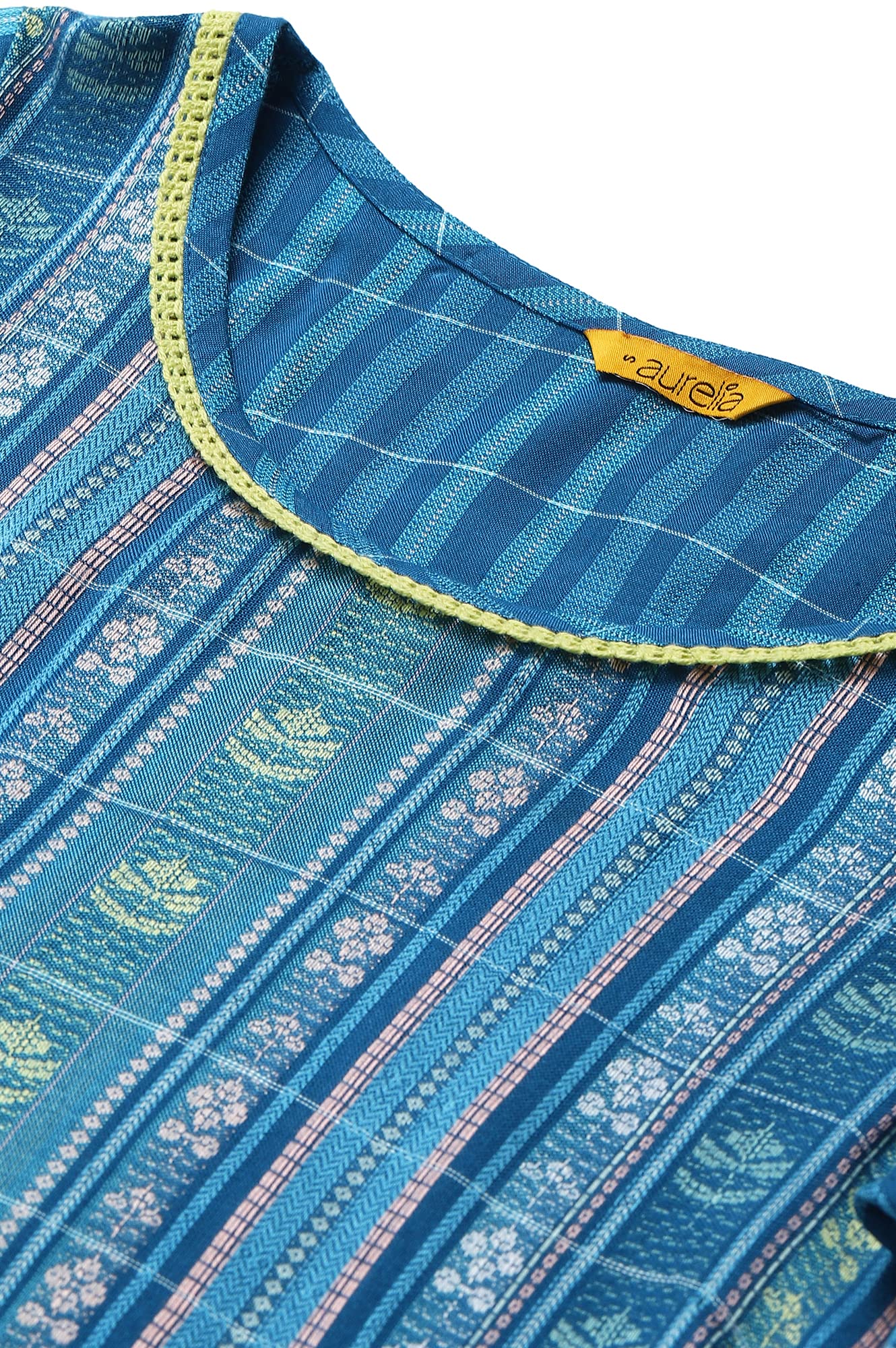 Aurelia Women Viscose Rayon Seaport Dobby Floral Yarn Dyed Straight Kurta