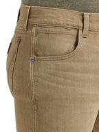 Wrangler Men's Retro Slim Fit Straight Leg Jean, Saddle