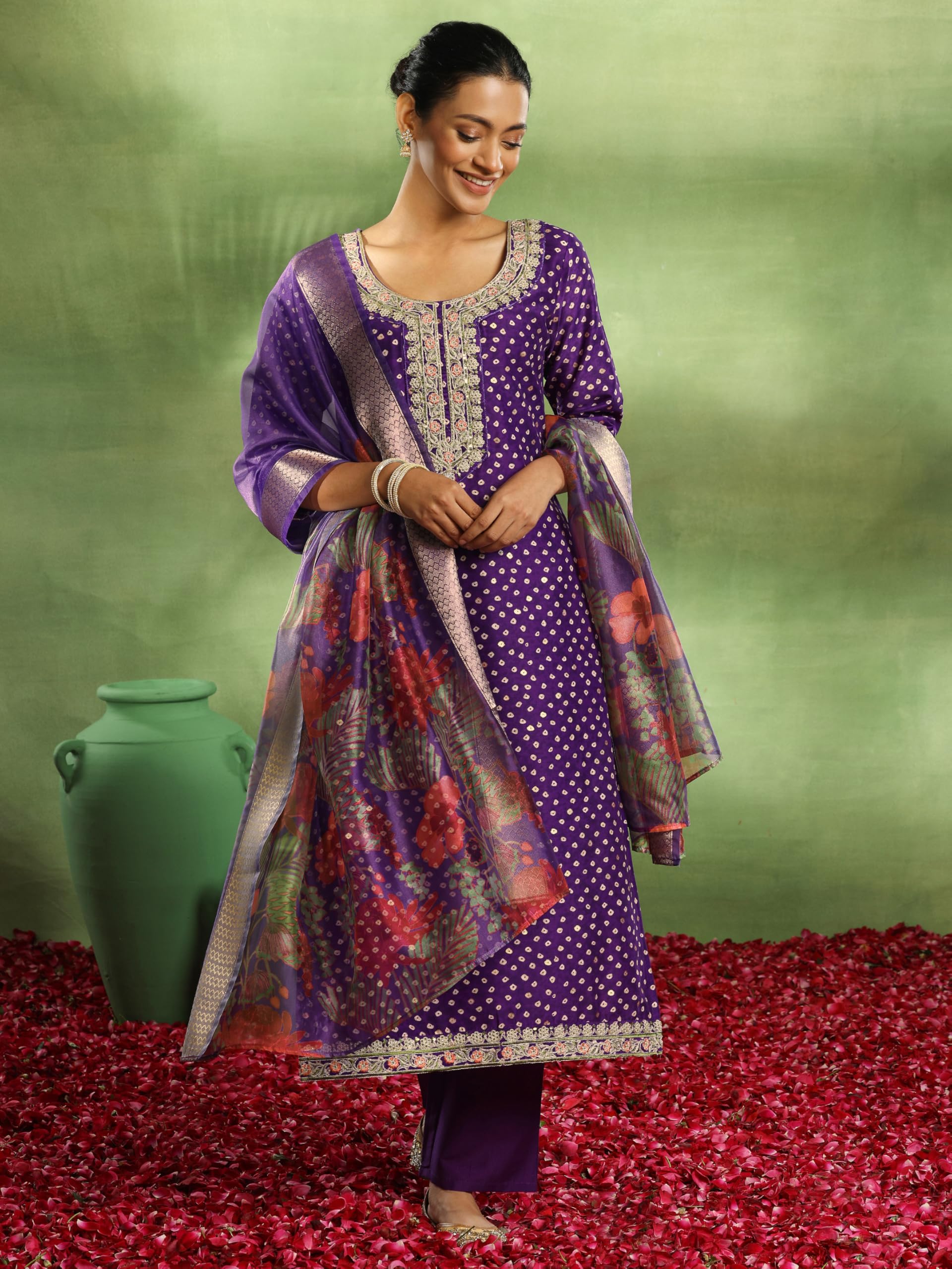 Libas WomenS Silk Blend Kurta Set (49267