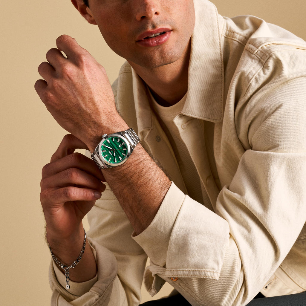 Fossil Men's Everett Quartz Stainless Steel Three-Hand Watch, Color: Silver (Model: FS6056)