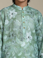 Manyavar Boys Viscose Blend Printed Kurta Pyjama Set (2Pcs)(6-8 Years)