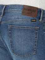 Wrangler mens Free-to-stretch Relaxed Fit Jeans, Milwaukee, 40W x 32L US