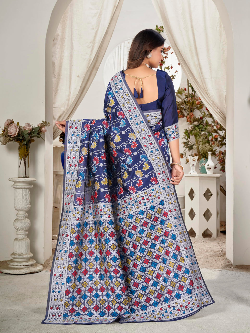 Glory Sarees Womens Kashmiri Pashmina Silk Woven Saree With Blouse Piece