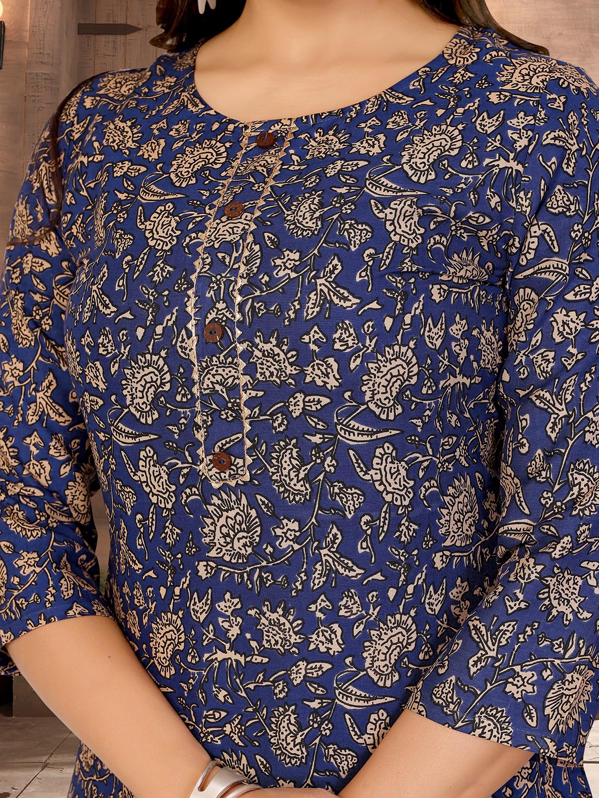 Rangita Blue Rayon Straight Printed Knee Length Kurti | Kurta For Women_M