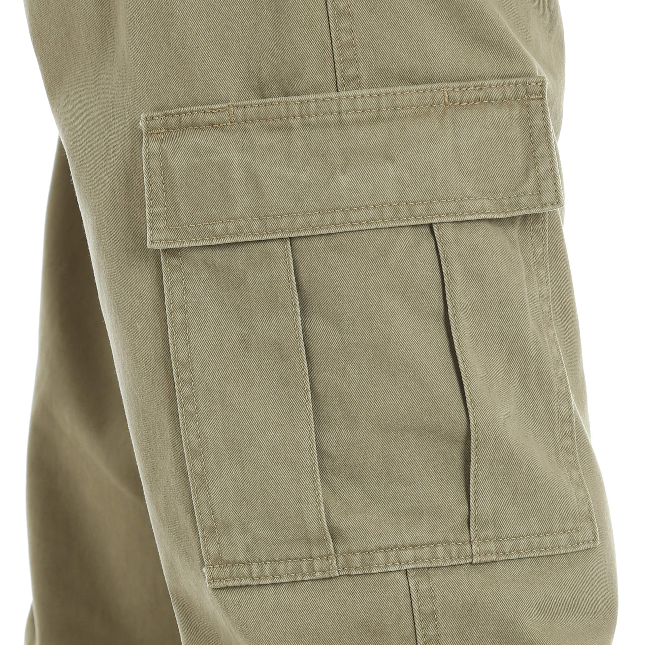 Wrangler Authentics Men's Relaxed Fit Cargo Pant (Logan), British Khaki Twill, 42W x 34L