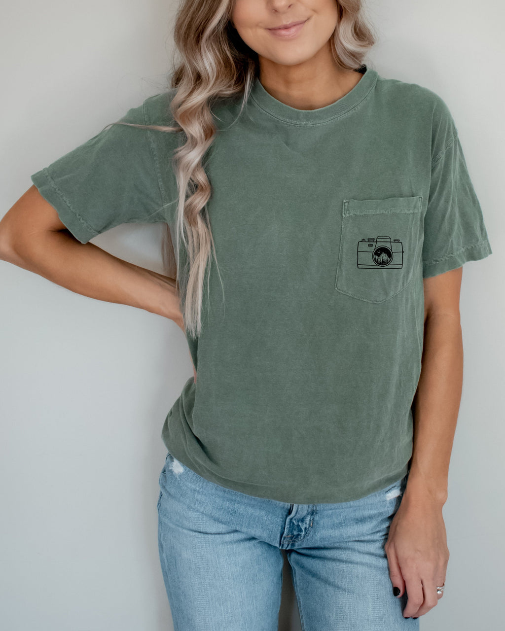 Camera & Mountain Comfort Colors Pocket T Shirt