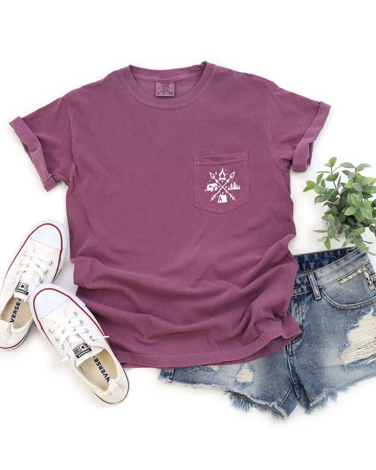 Camping & Hiking Mountain Comfort Colors Pocket T-Shirt – Nature Vacation Summer Outdoor Graphic Tee
