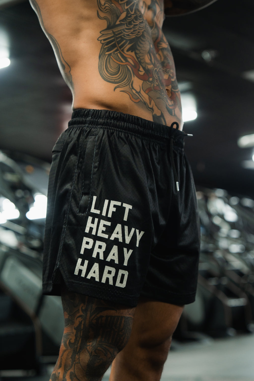 Men's Mesh Lifestyle Shorts | 5.5"- Lift Heavy Pray Hard Black