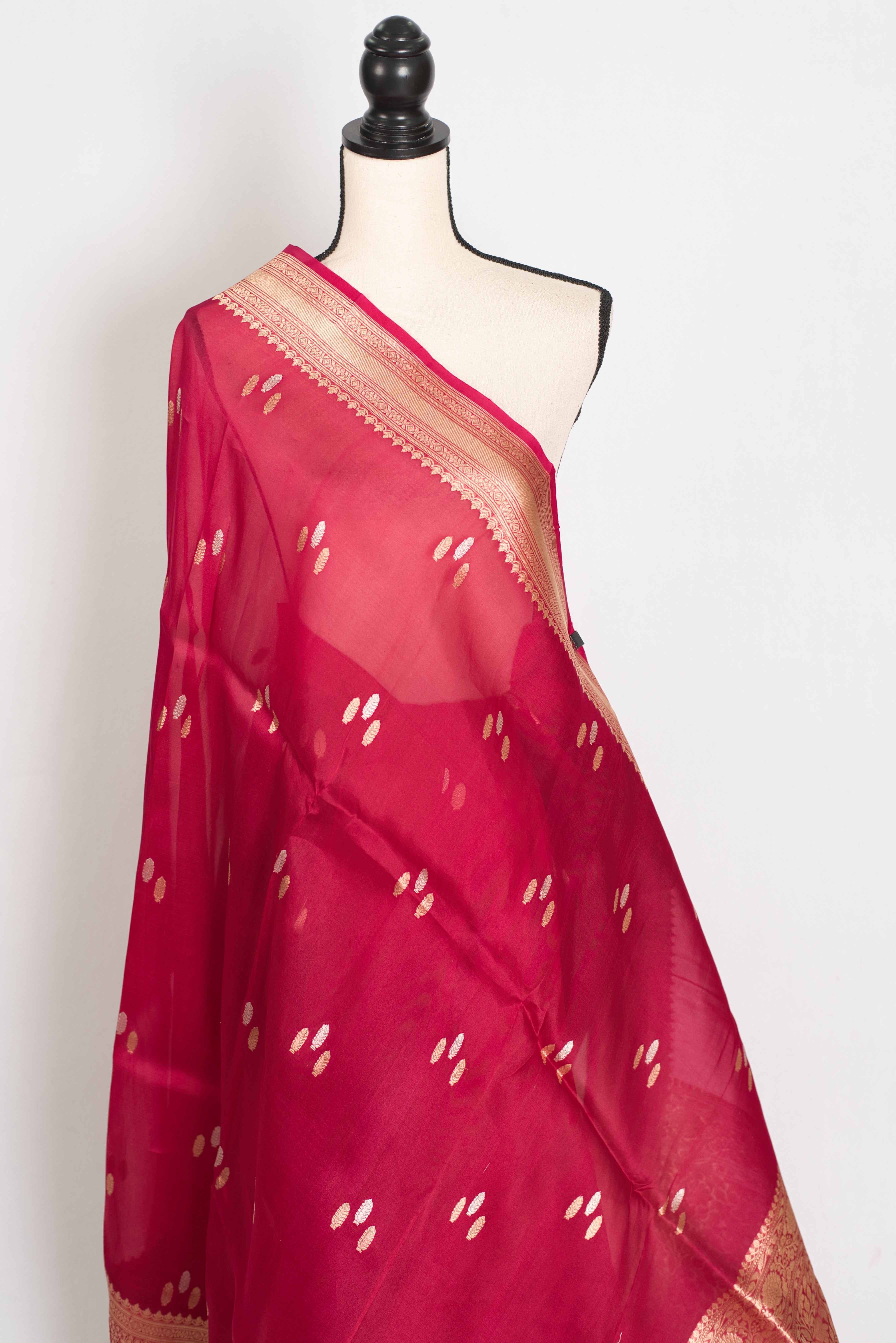 Noor : Silk Mark Certified Reddish Pinkish Red Organza Banarasi Saree with Gold
