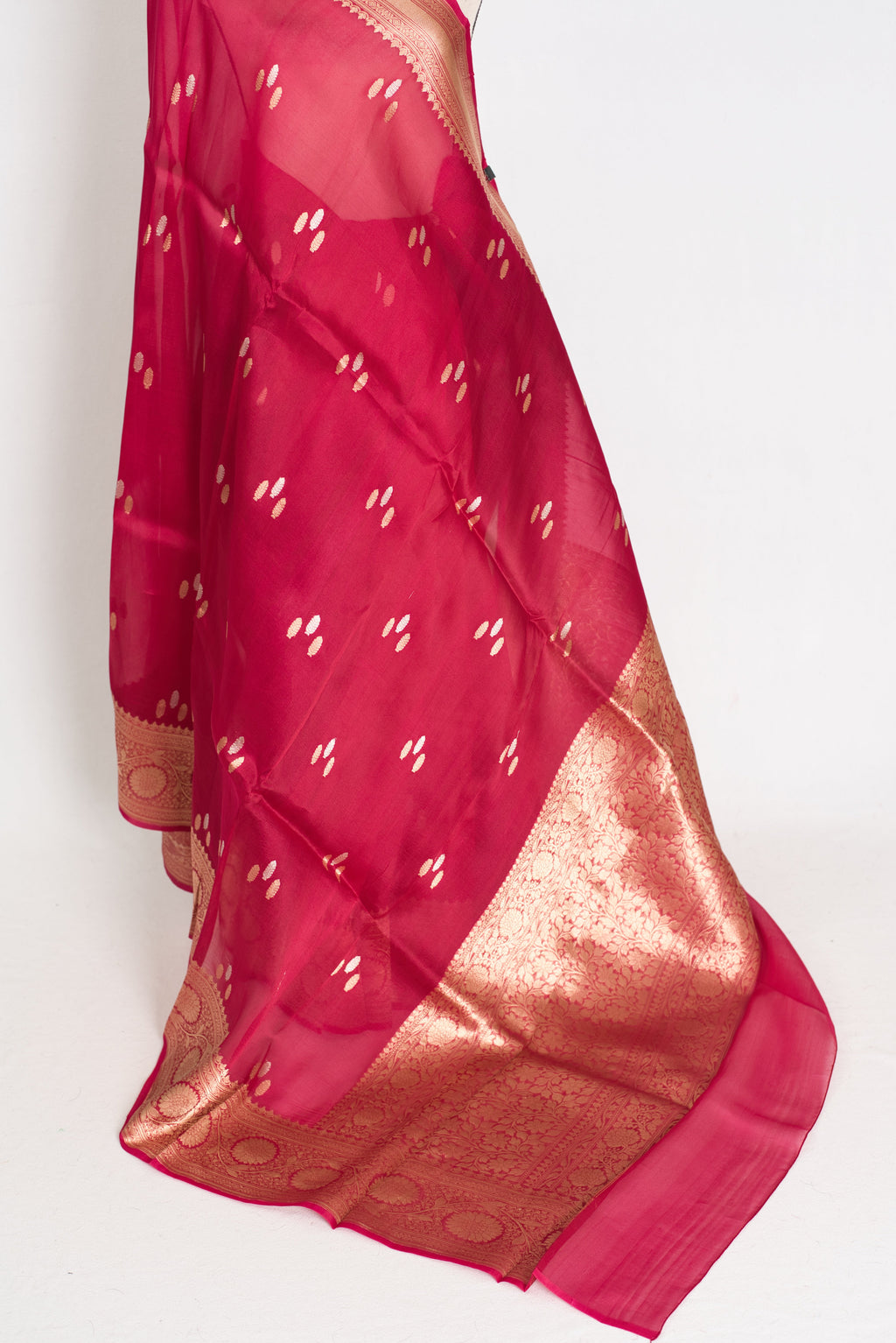 Noor : Silk Mark Certified Reddish Pinkish Red Organza Banarasi Saree with Gold