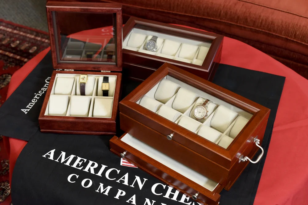 Captain Watch Chest & Valet