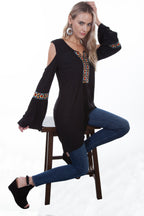 COLD SHOULDER W/AZTEC EMB.