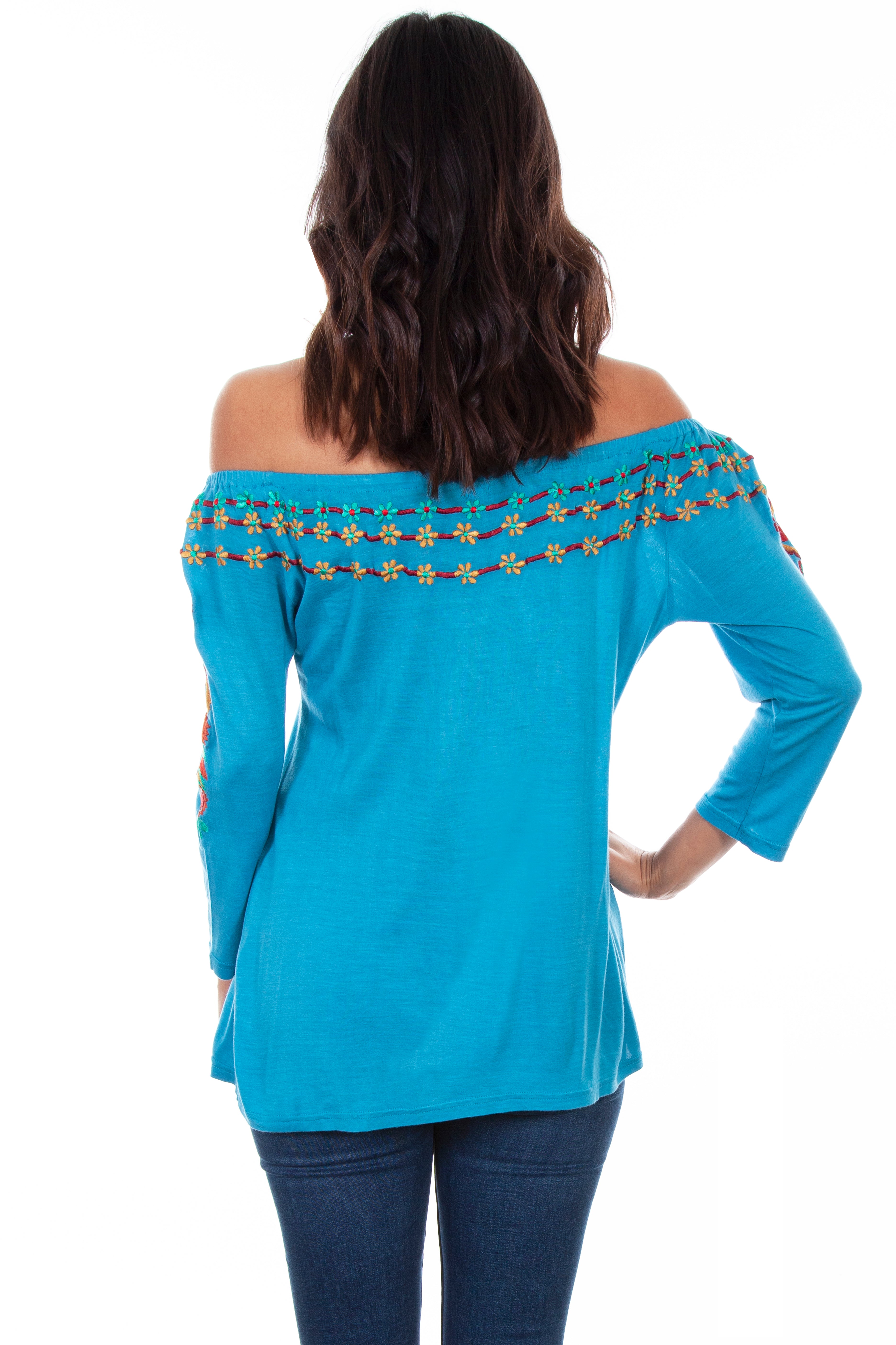 3/4 SLEEVE PEASANT TOP W/EMB.