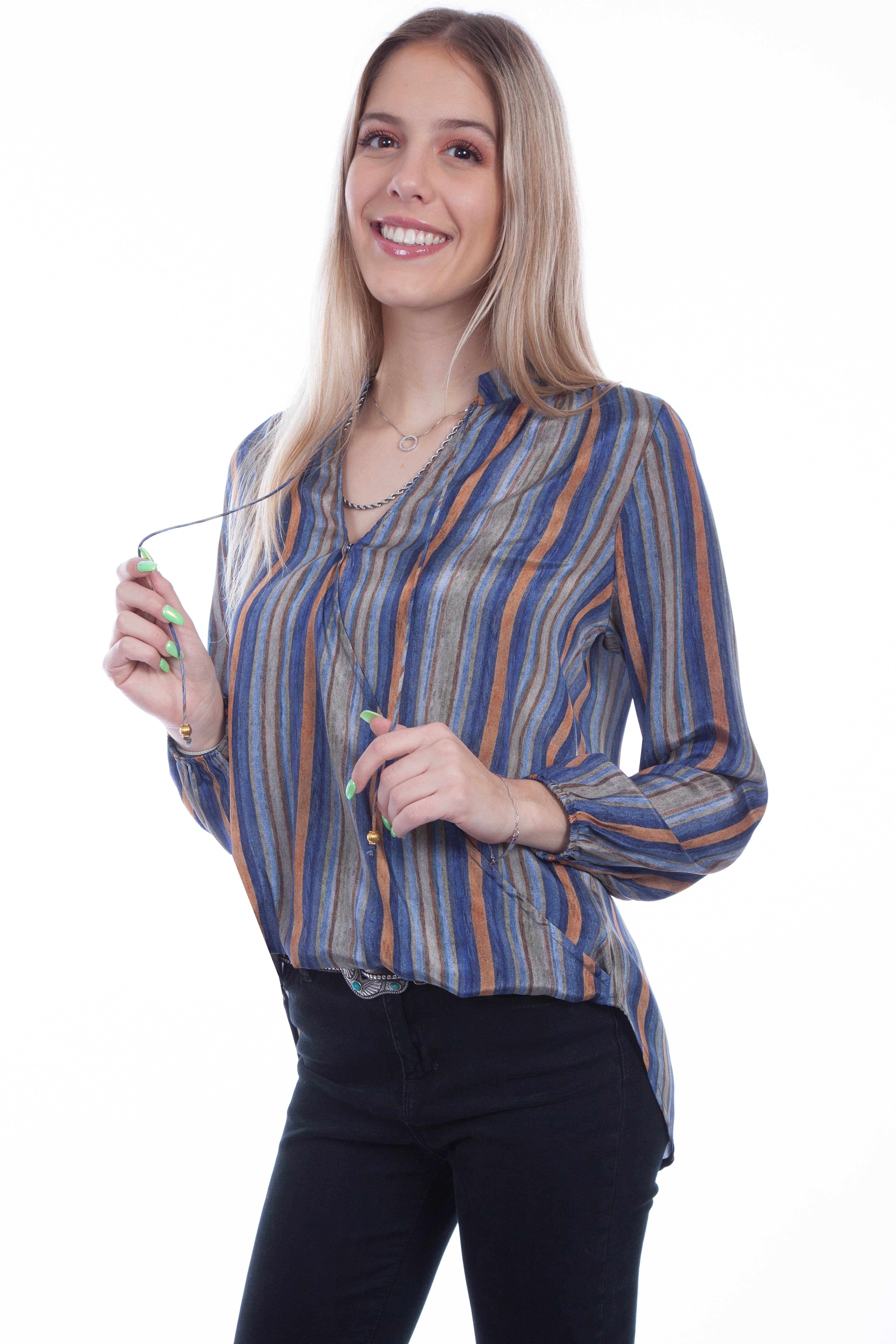 HI/LO CROSSOVER TOP W/TASSEL