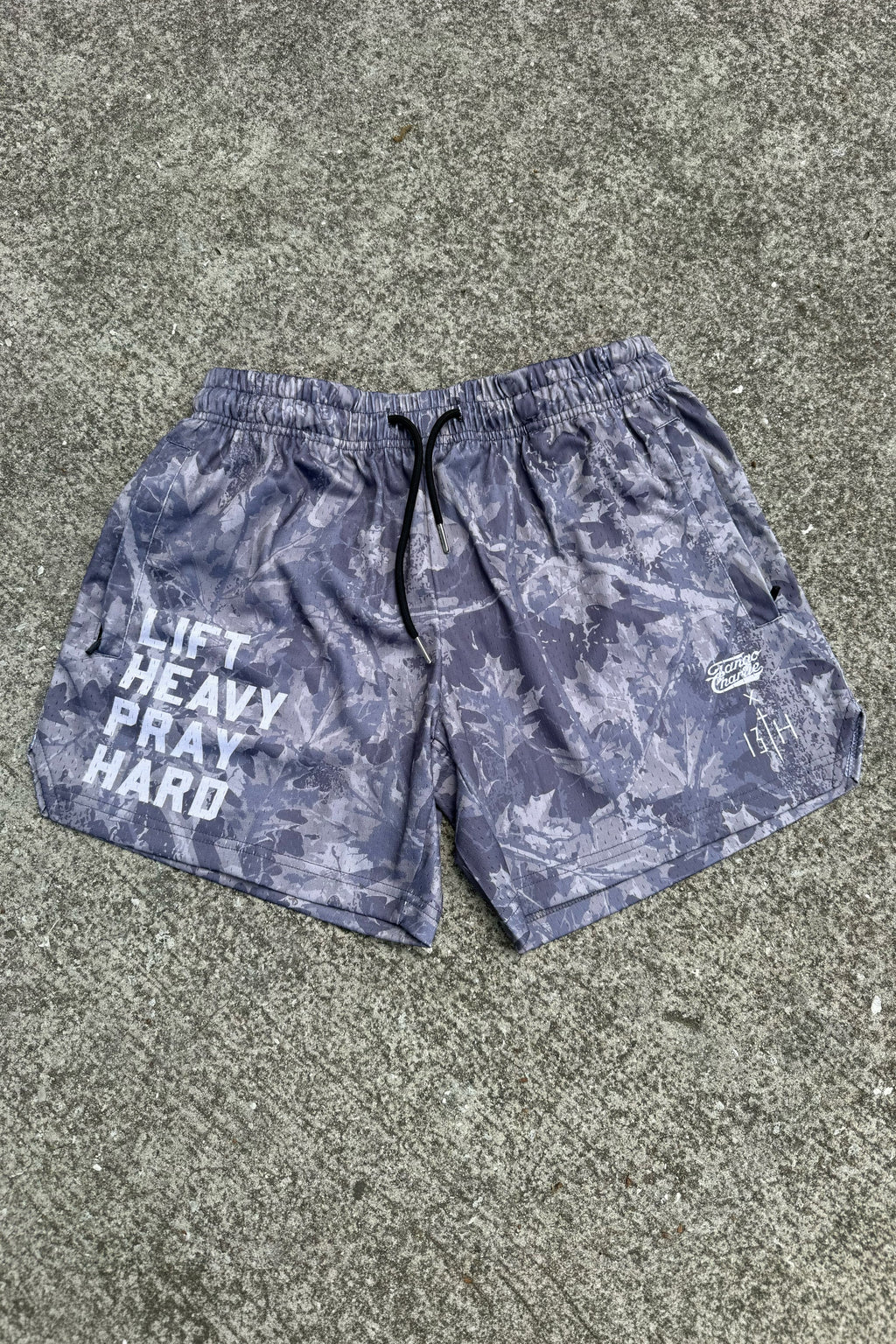 Men's Mesh Lifestyle Shorts | 5.5"- Lift Heavy Pray Hard Deadwood