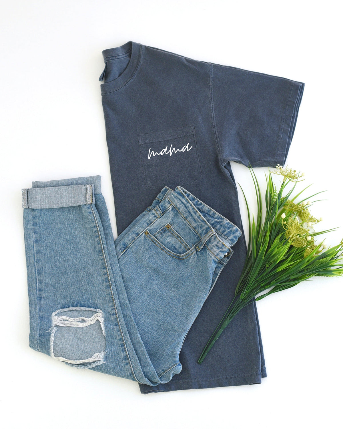 Mama Comfort Colors Pocket T Shirt (Cursive 1)
