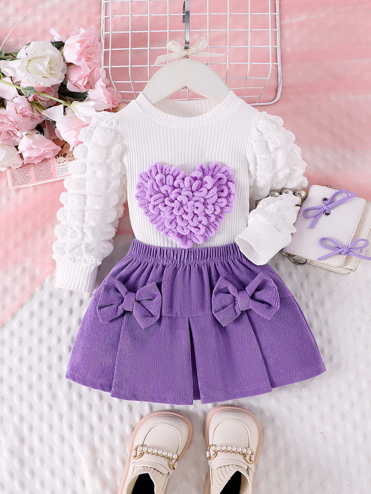 2PCS  Autumn New Style For Girls 1-3 Years Old, Comfortable And Sweet Bubble Sleeve Love Badge Top + Short Skirt Set