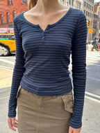 Vintage Striped Slim Long Sleeve T-shirts Autumn Casual Round Neck Streetwear Cotton Tees Women Classic Harajuku Button Tops Y2k