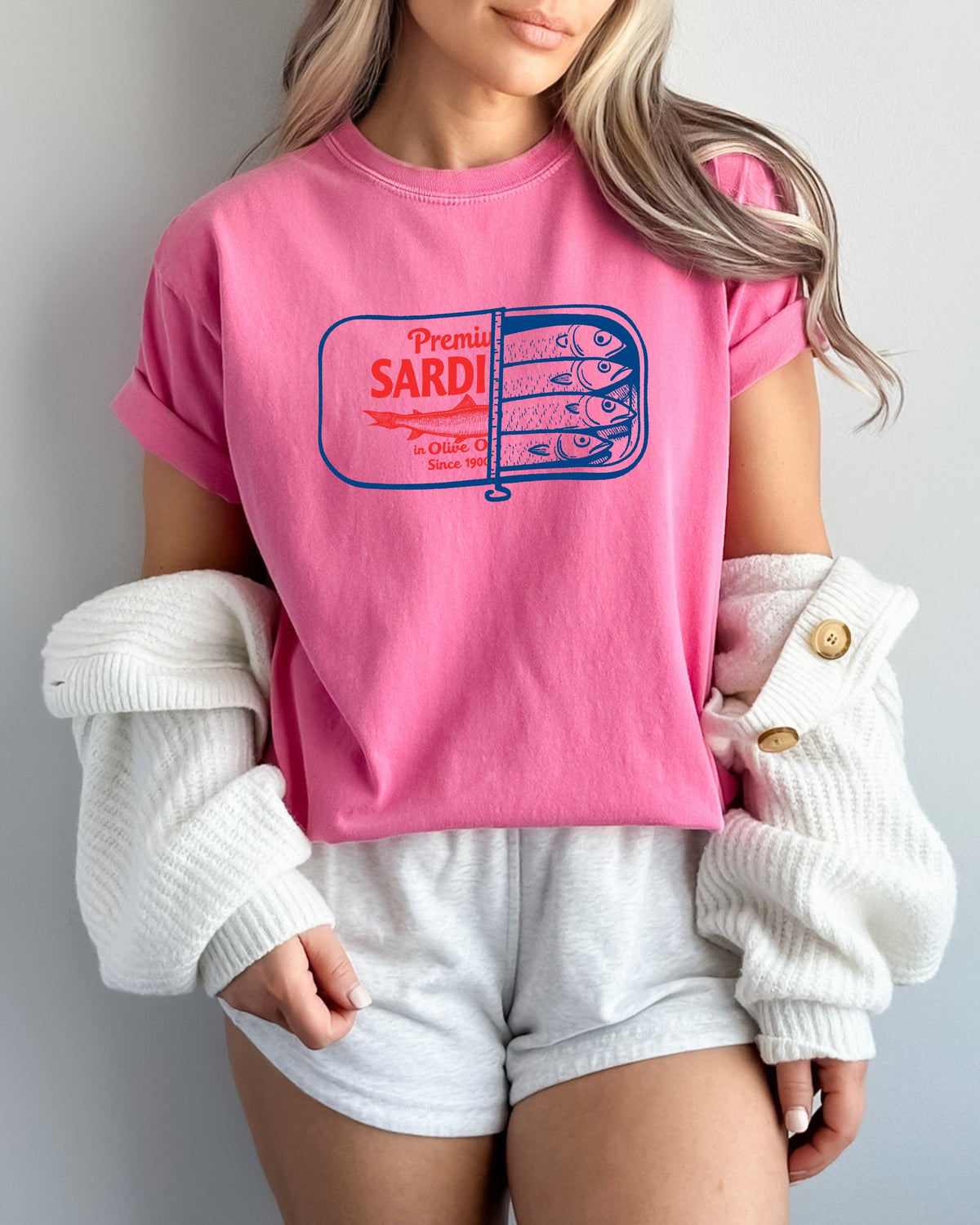 Sardines & Salmon Fish Comfort Colors T-Shirt – Nature Camping Hiking Outdoor Can Graphic Tee