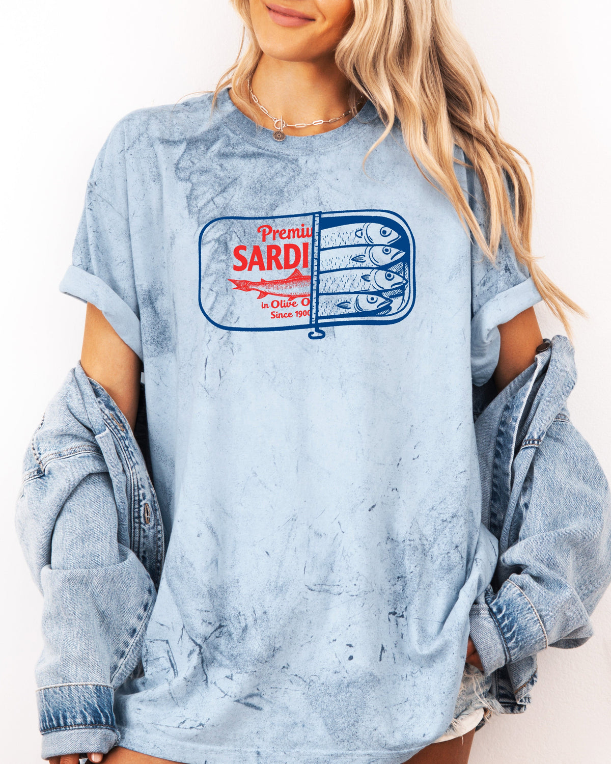 Sardines & Salmon Fish Comfort Colors T-Shirt – Nature Camping Hiking Outdoor Can Graphic Tee