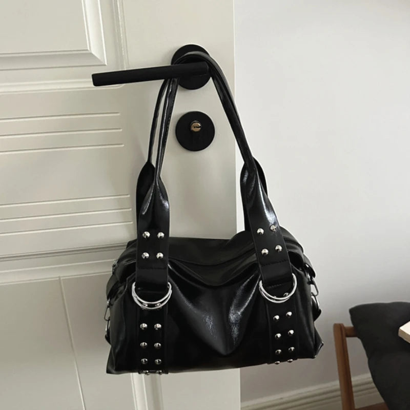 High Quality PU Leather Women's Shoulder Bag Large Capacity Y2K Underarm Bag Fashion Rivet Women Daily Boston Handbag