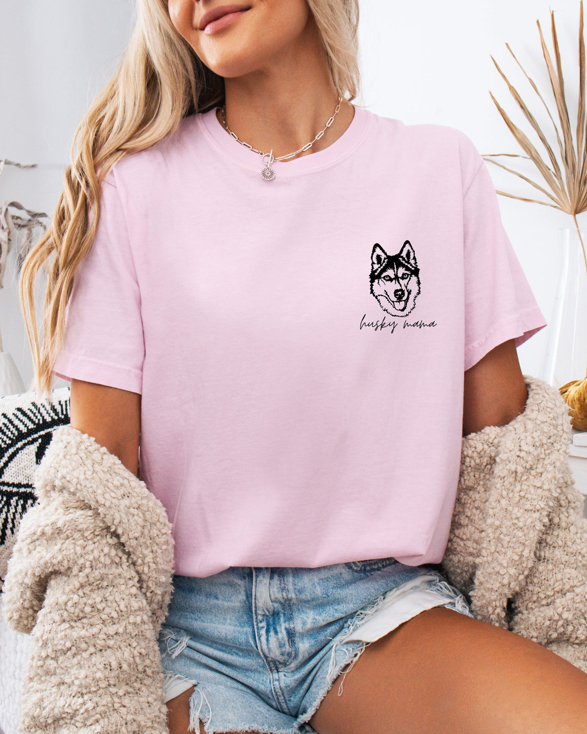 Siberian Husky Dog Mom Comfort Colors T-Shirt – Garment-Dyed Pet Lover Graphic Tee