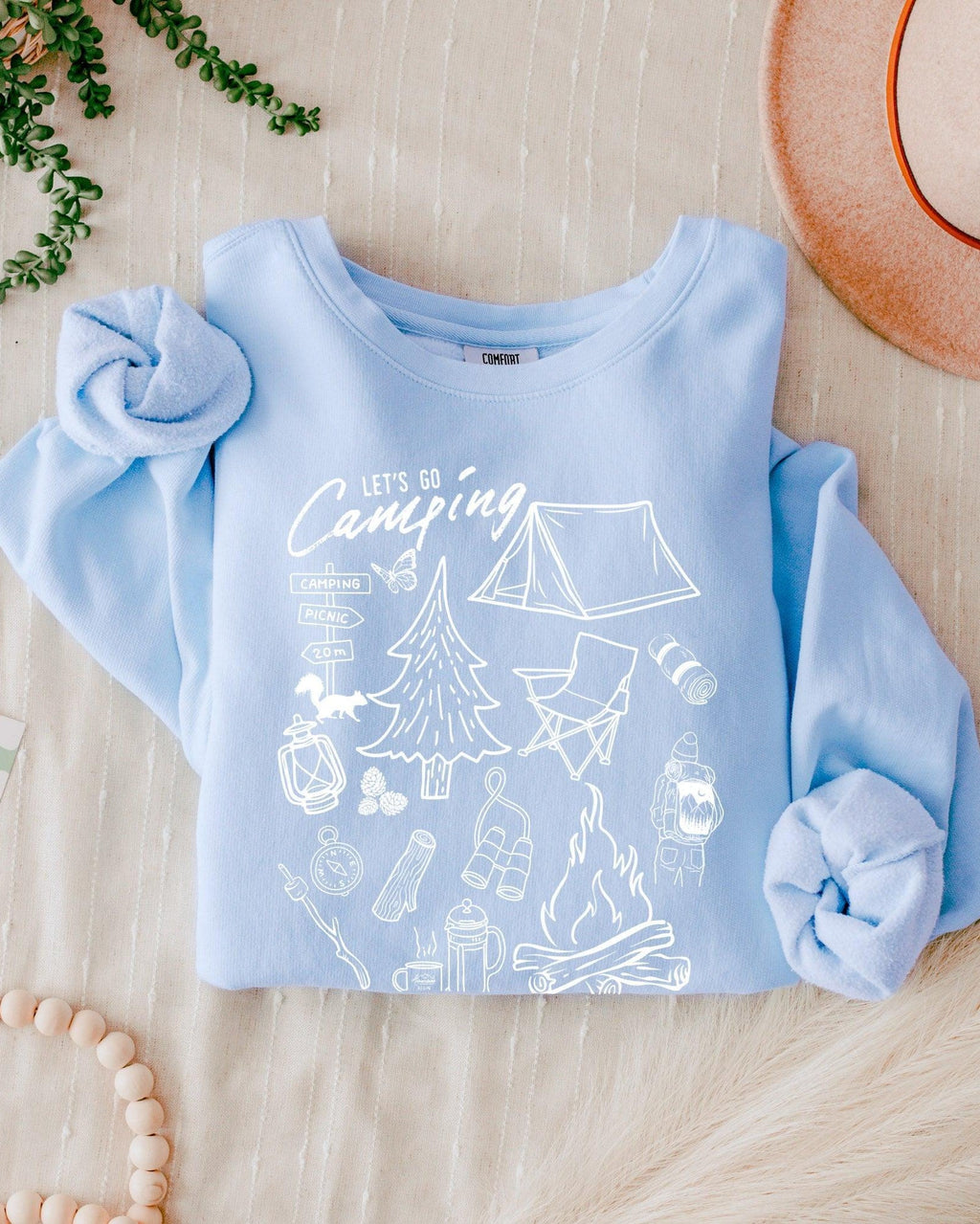 Sketched Mountain Nature Comfort Colors Garment-Dyed Sweatshirt – Camping & Hiking Outdoor Graphic
