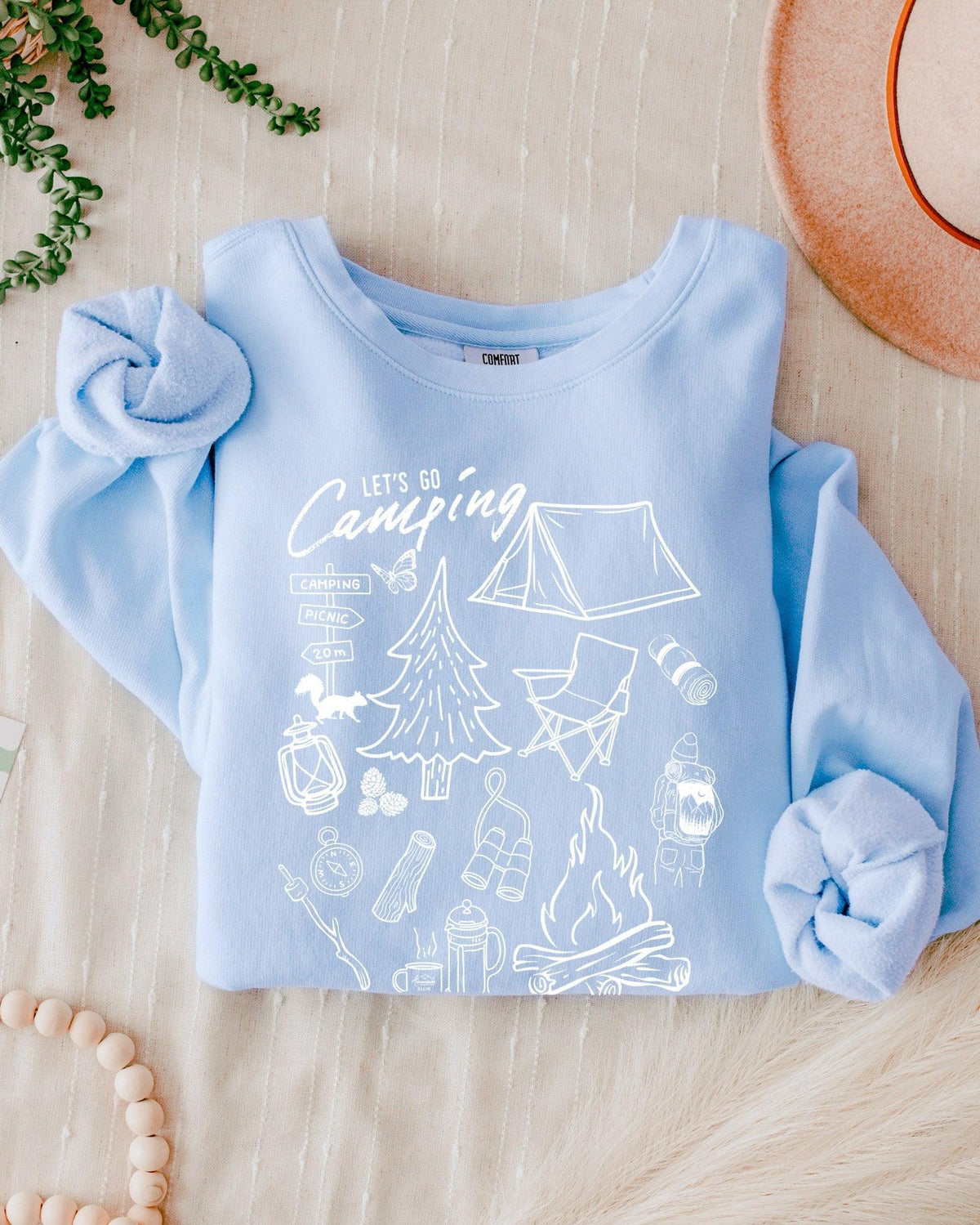 Sketched Mountain Nature Comfort Colors Garment-Dyed Sweatshirt – Camping & Hiking Outdoor Graphic