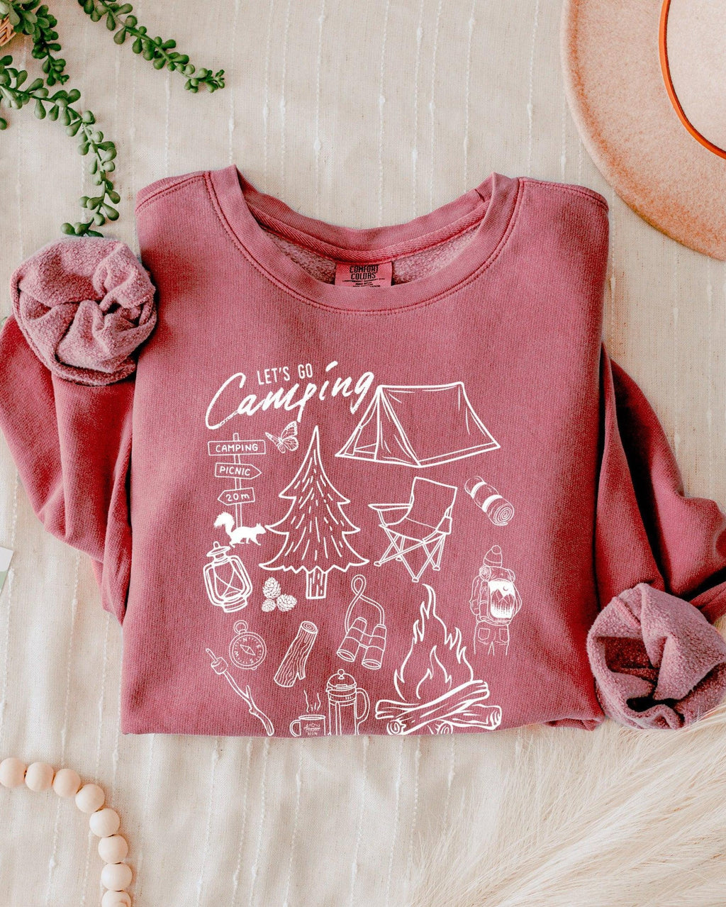 Sketched Mountain Nature Comfort Colors Garment-Dyed Sweatshirt – Camping & Hiking Outdoor Graphic