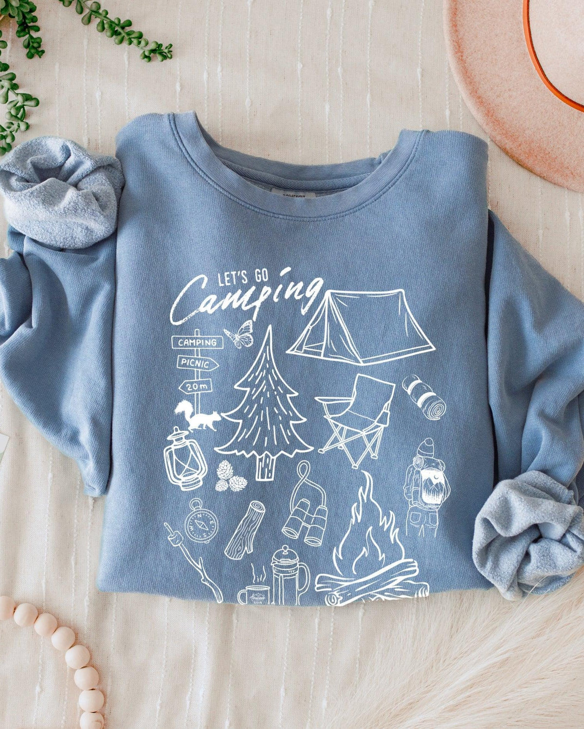 Sketched Mountain Nature Comfort Colors Garment-Dyed Sweatshirt – Camping & Hiking Outdoor Graphic