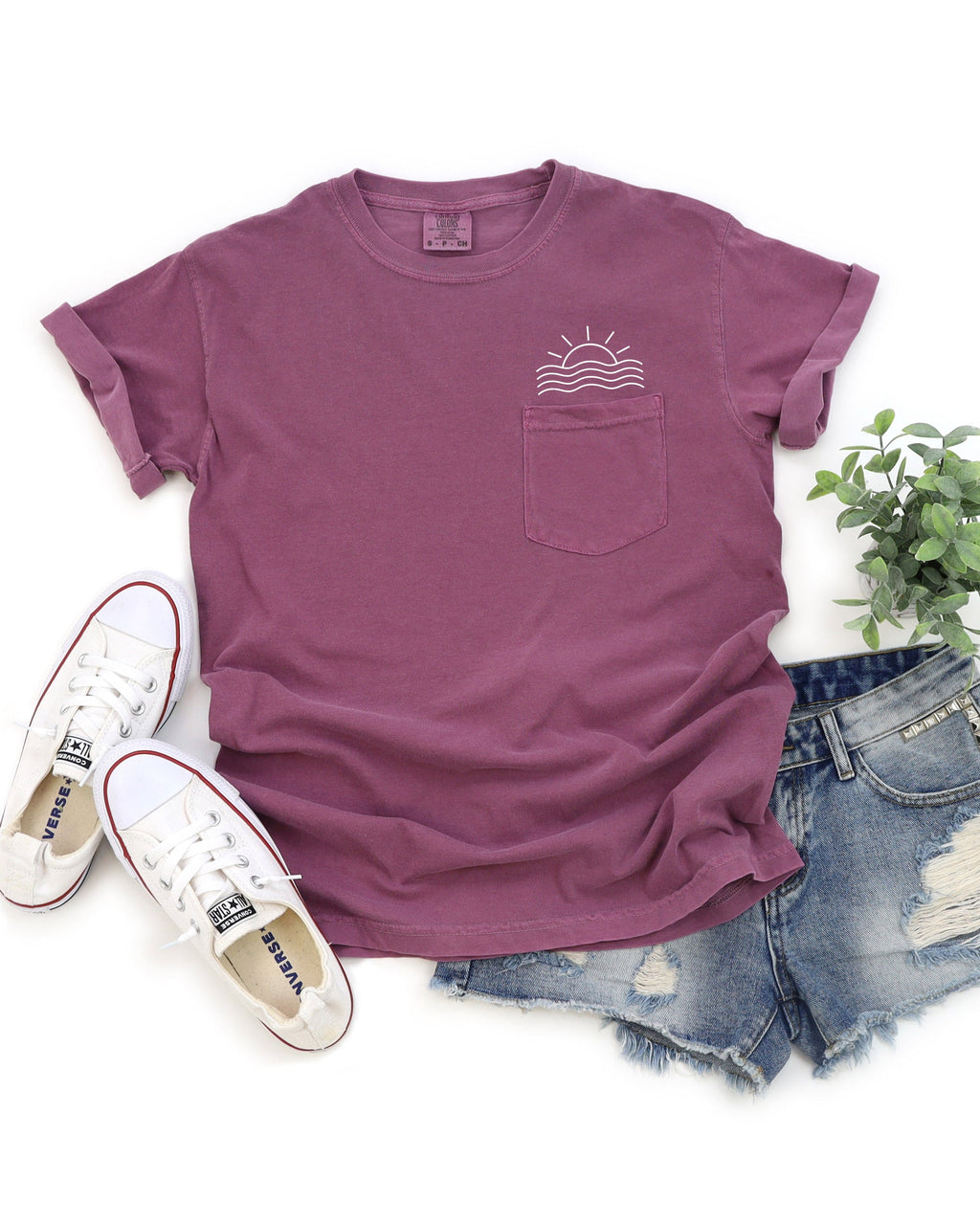 Sun & Wave Lake Beach Comfort Colors Pocket T-Shirt – Nature Camping Plant Graphic Tee