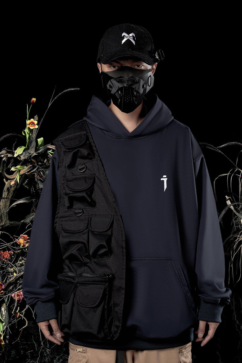 HiH27 I-Tech Essential Hoodie