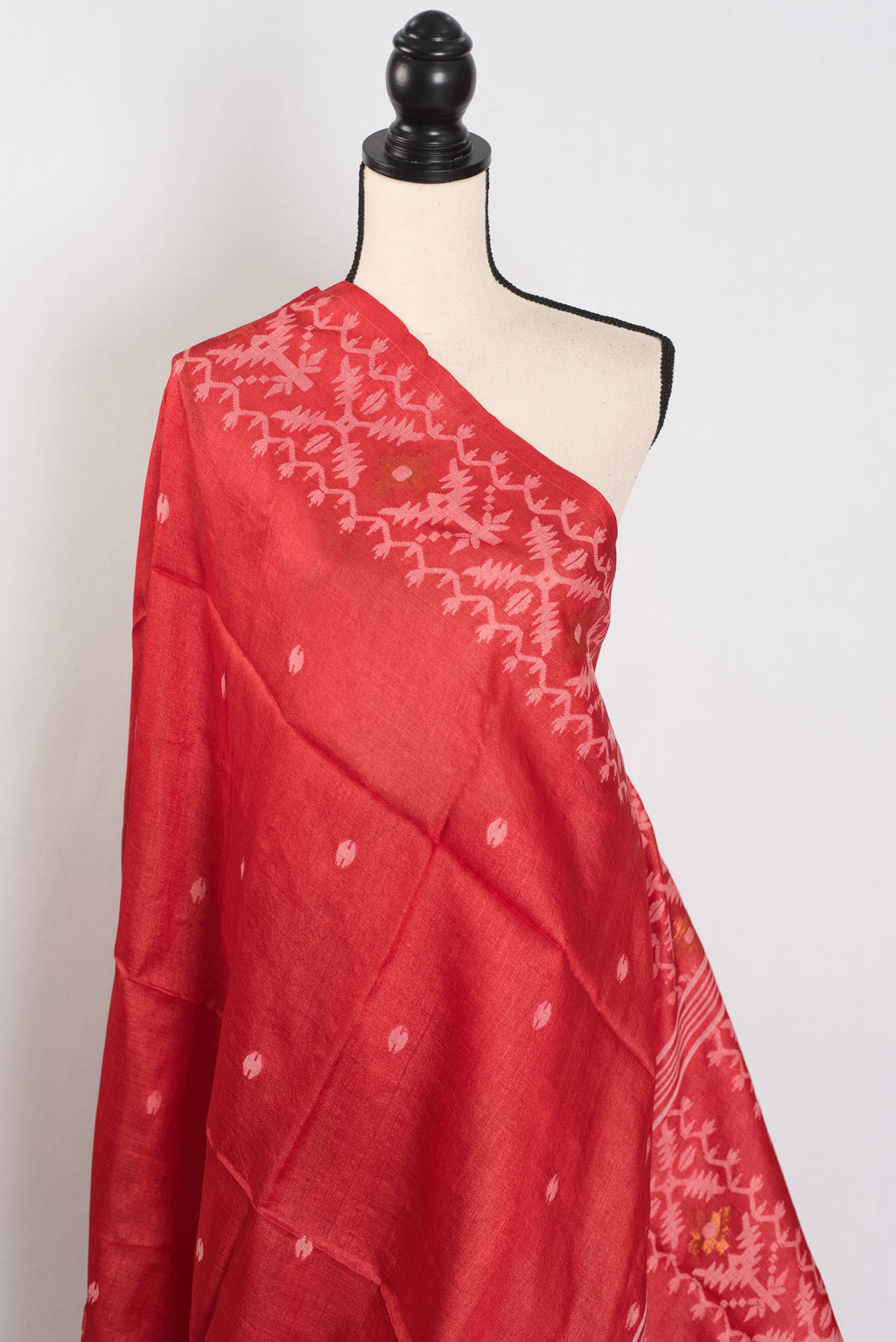 Rai: Bengal Tussar Silk Saree | Hand-Inspired Jamdani Weaving | Certified Silk