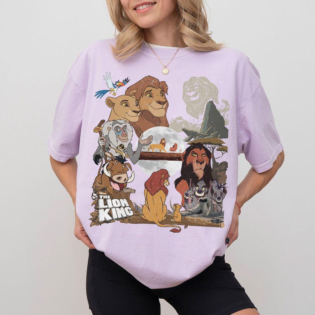 Retro Lion King — Gildan Hoodie