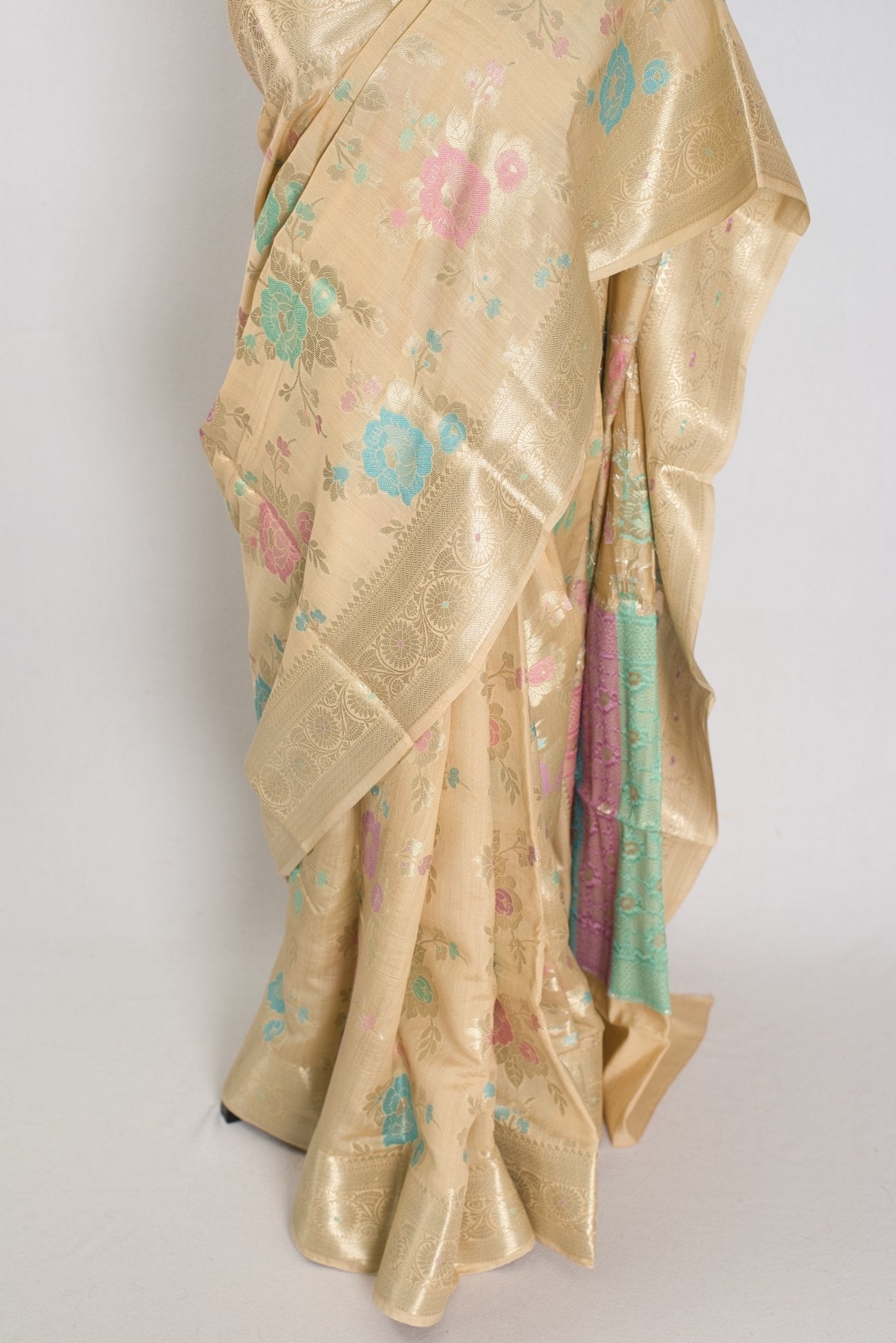Mahi: Off-White & Gold Soft Muga Cotton Silk Saree | Floral Banarasi Weave