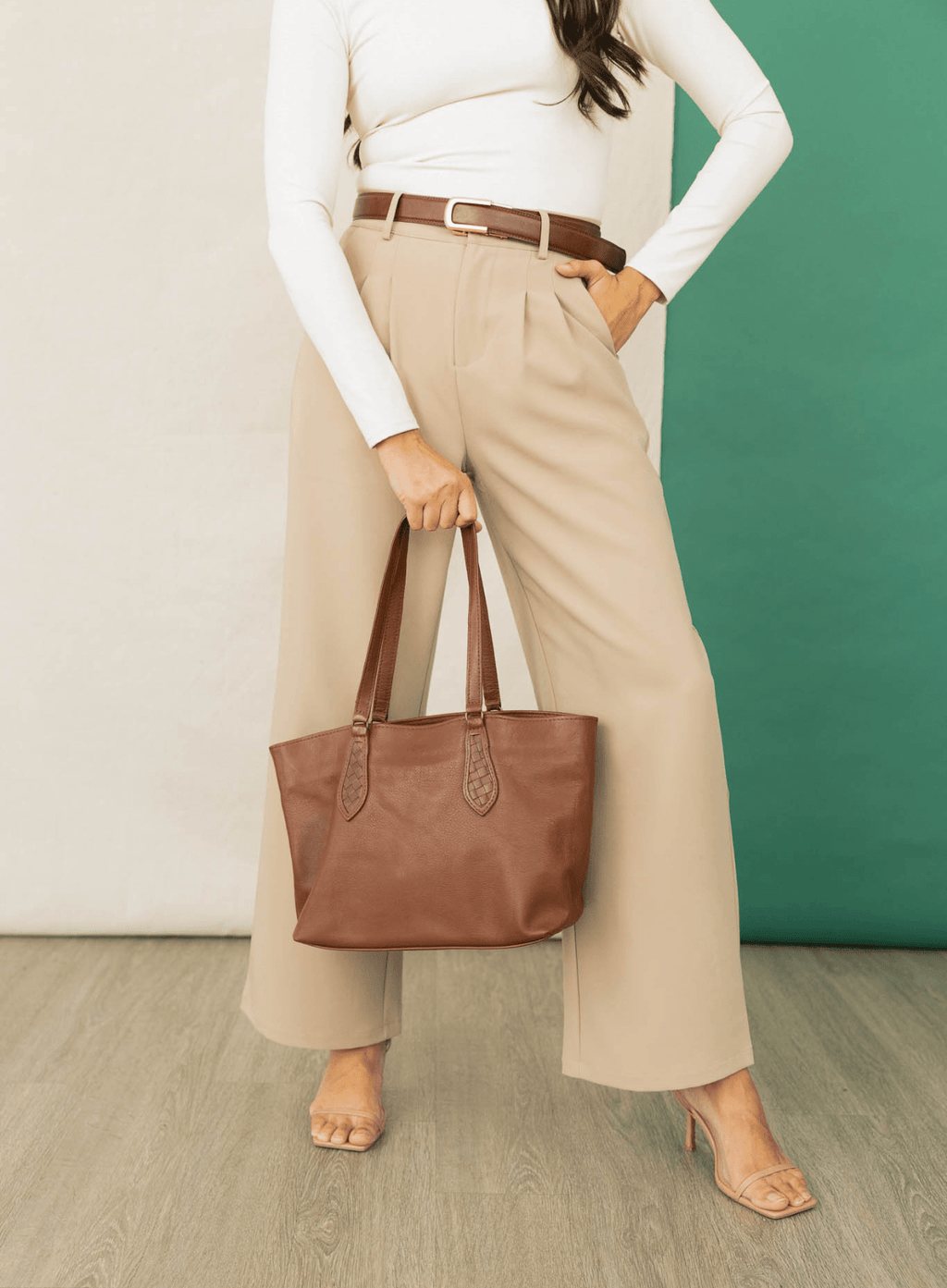 Middle Size Leather Tote