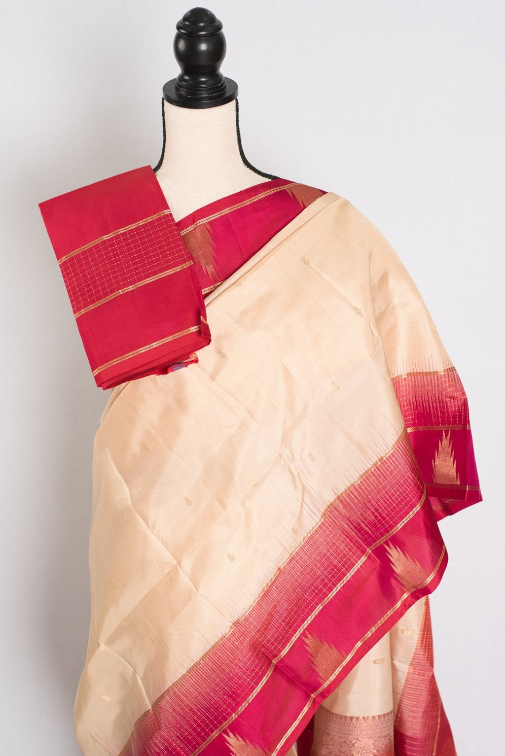 Naina: Clay White & Rani Pink Kanjivaram Silk Saree | Silk Mark Certified