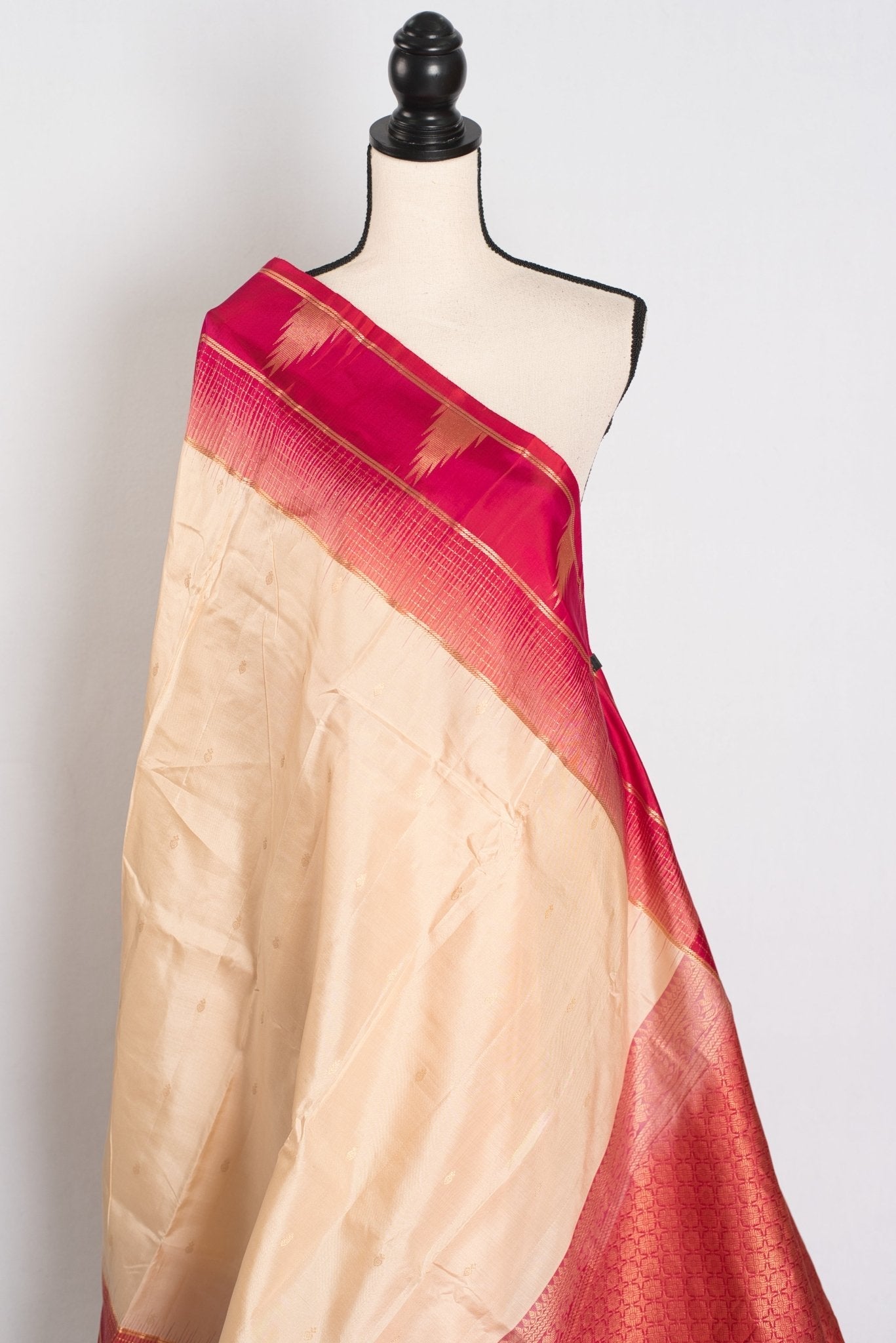 Naina: Clay White & Rani Pink Kanjivaram Silk Saree | Silk Mark Certified