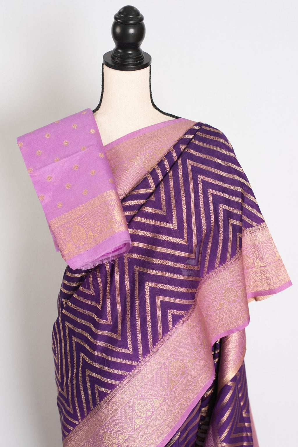 Naina : Purple and Mauve Semi Crepe Georgette Designer Banarasi Saree